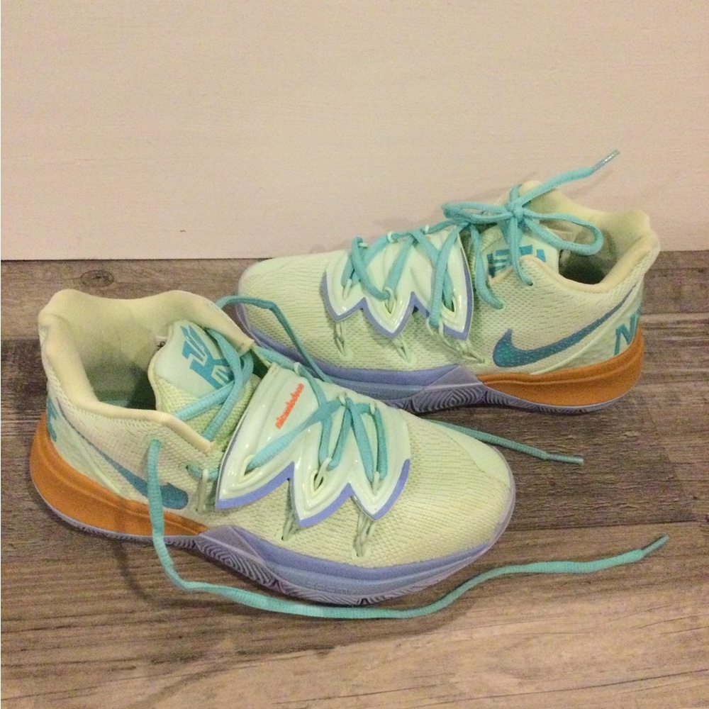 Nike Kyrie 5 SpongeBob Squidward